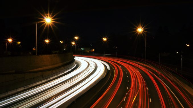 oglumrxprmemkujivueg_longexposure_i84
